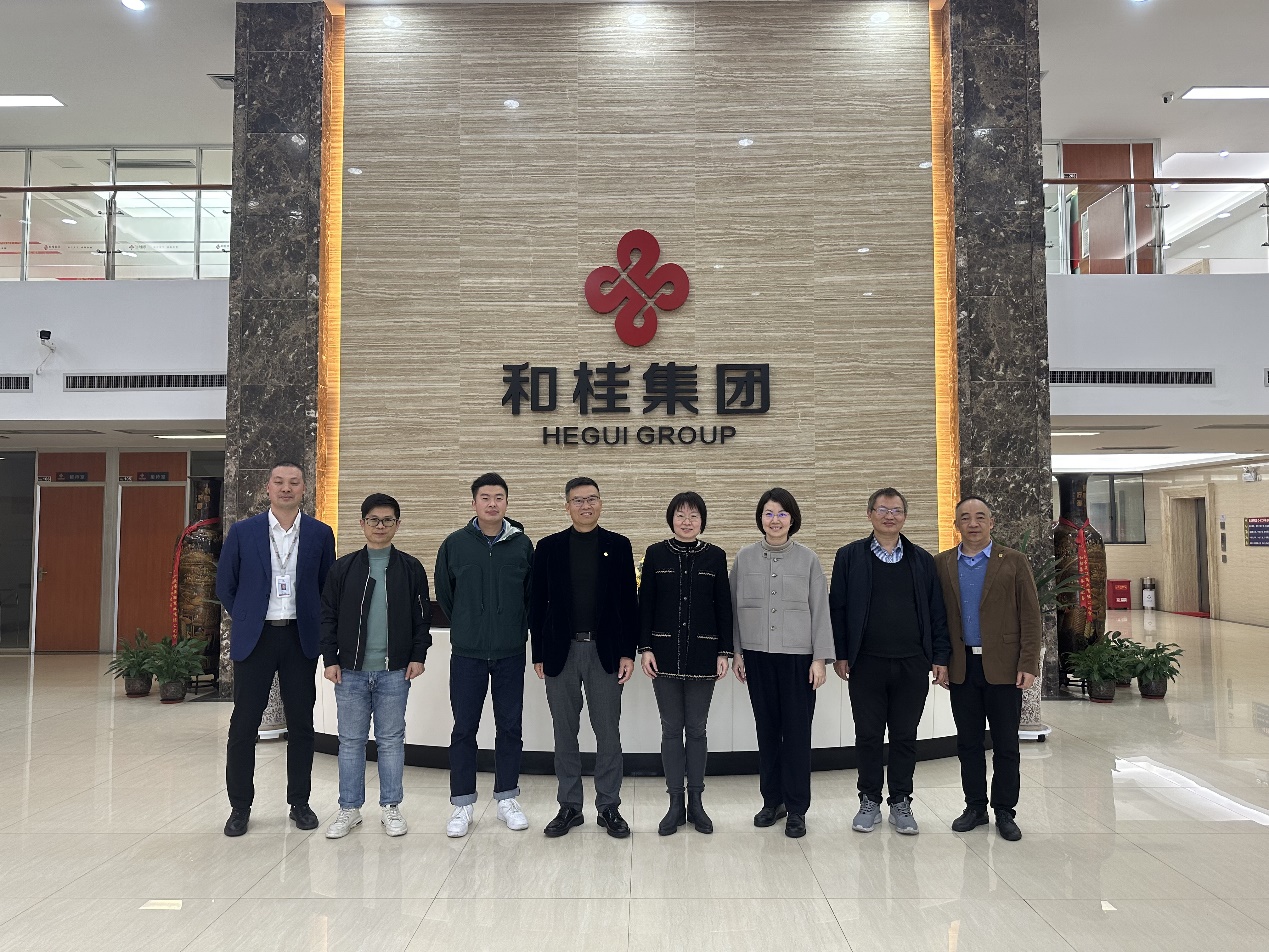 太阳成集团公司领导率队走访广西和桂集团